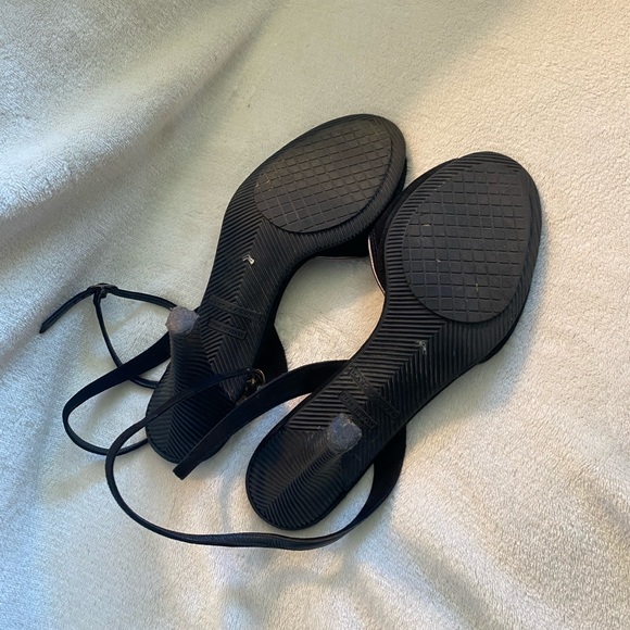 MARC JACOBS black heels - Picture 3 of 4